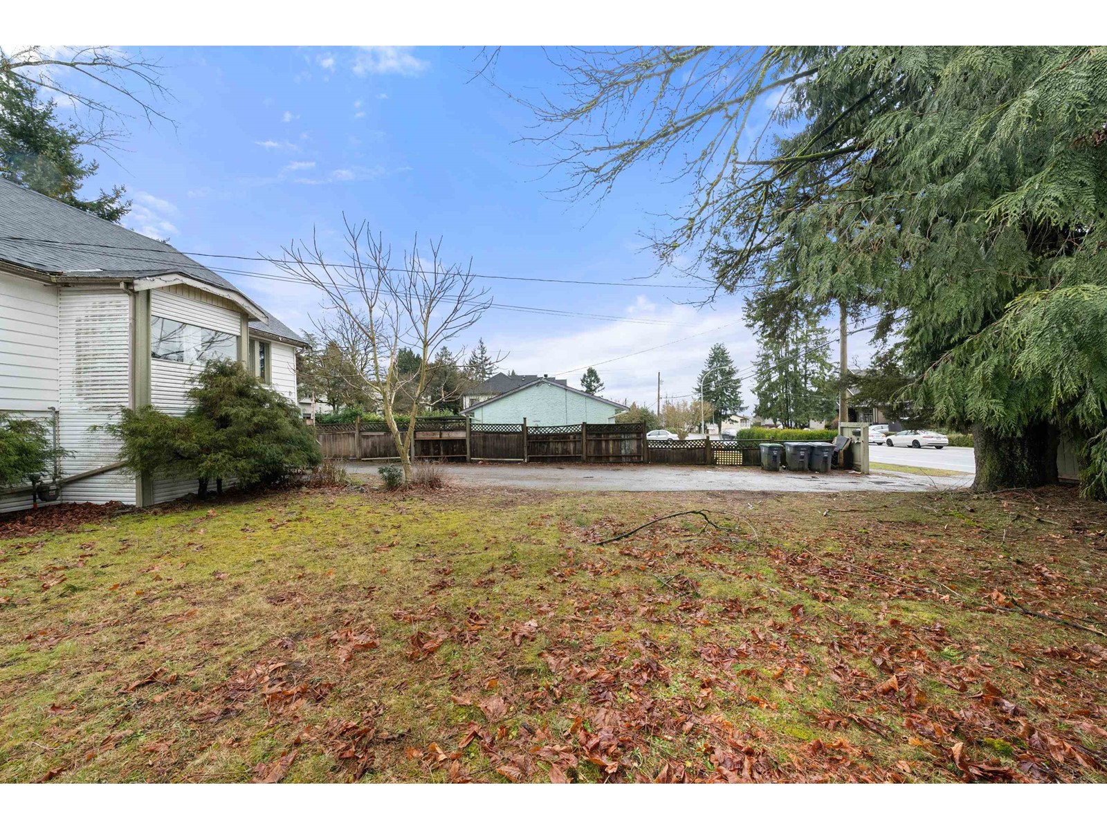 8982 148 Street Property Photo 36