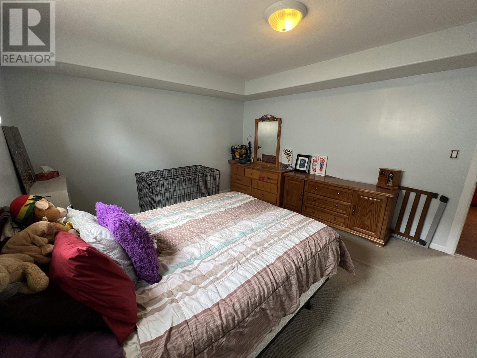 5012 46 Street Property Photo 22