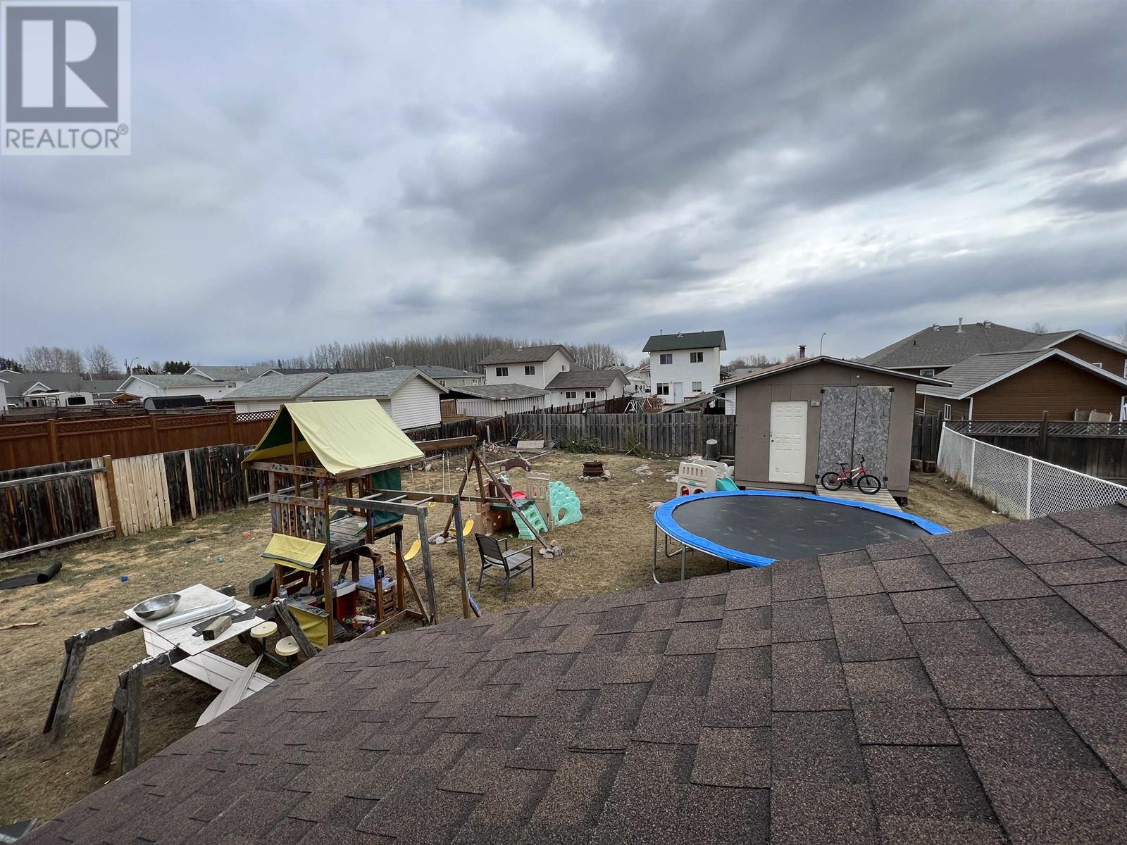 5012 46 Street Property Photo 25