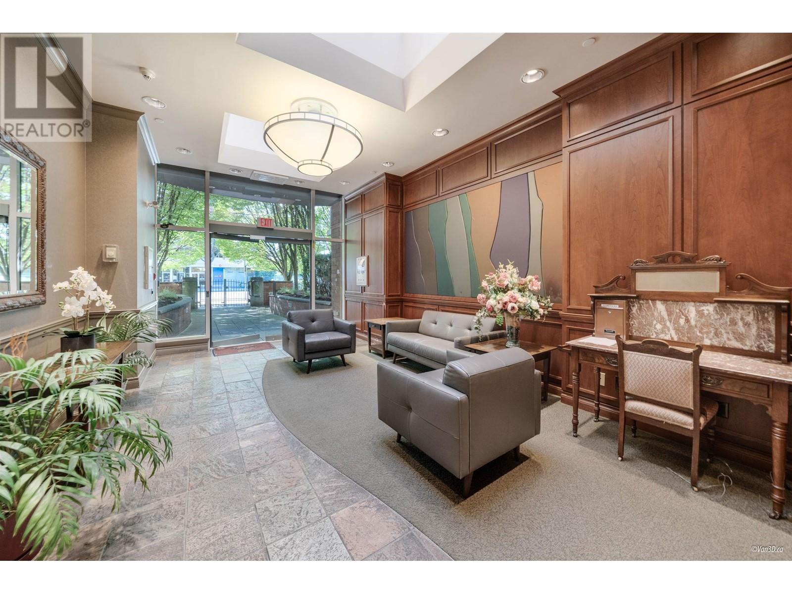 207 5770 OAK STREET Property Photo 1