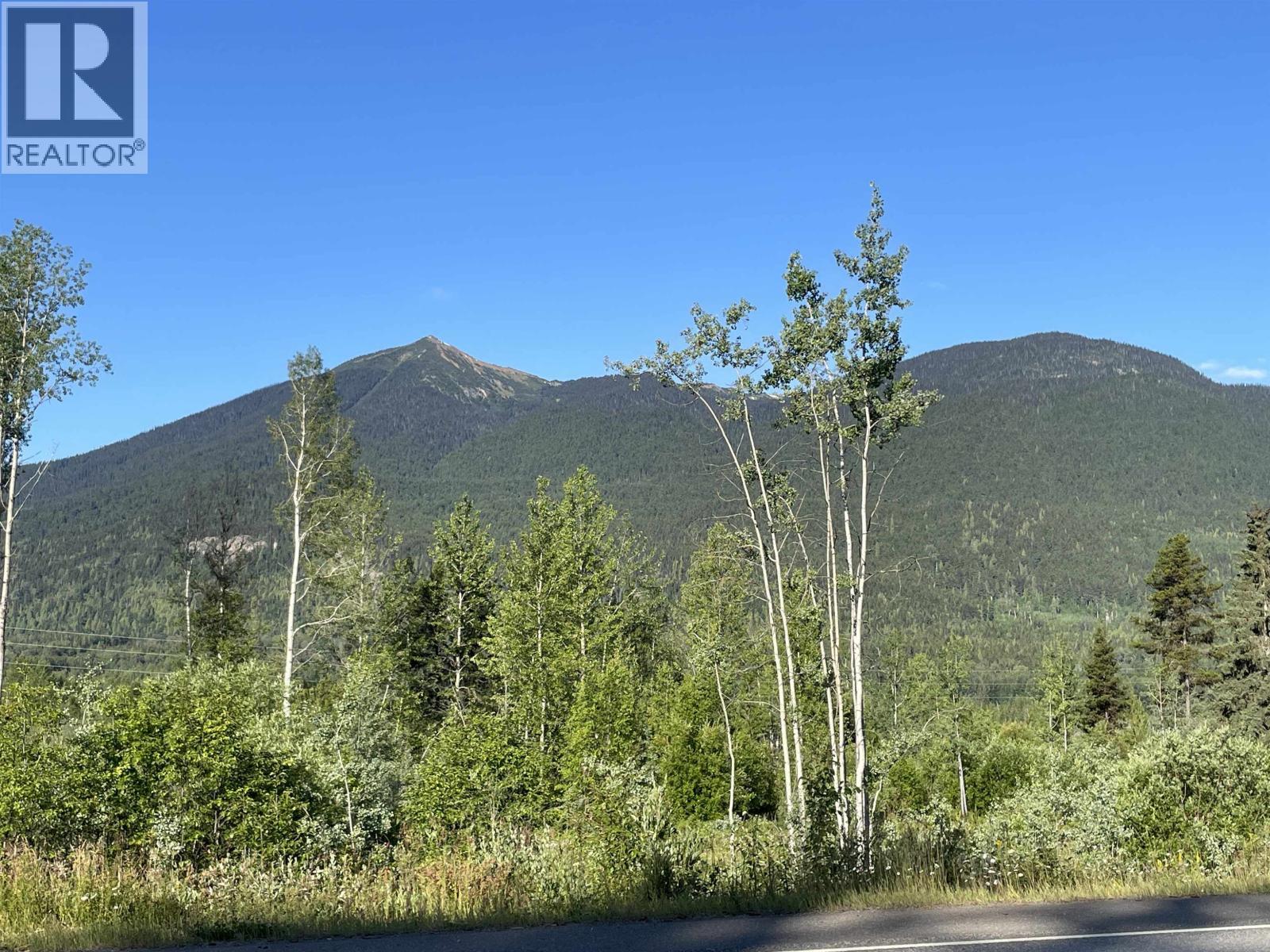 16 Highway Property Photo 3