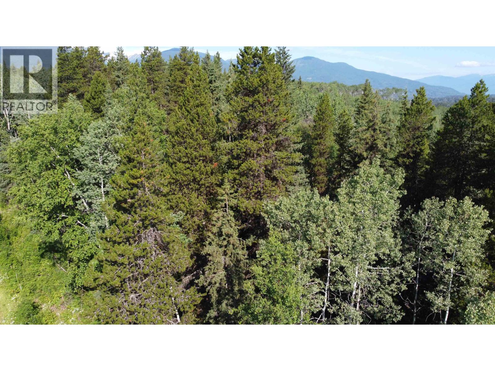 16 Highway Property Photo 12