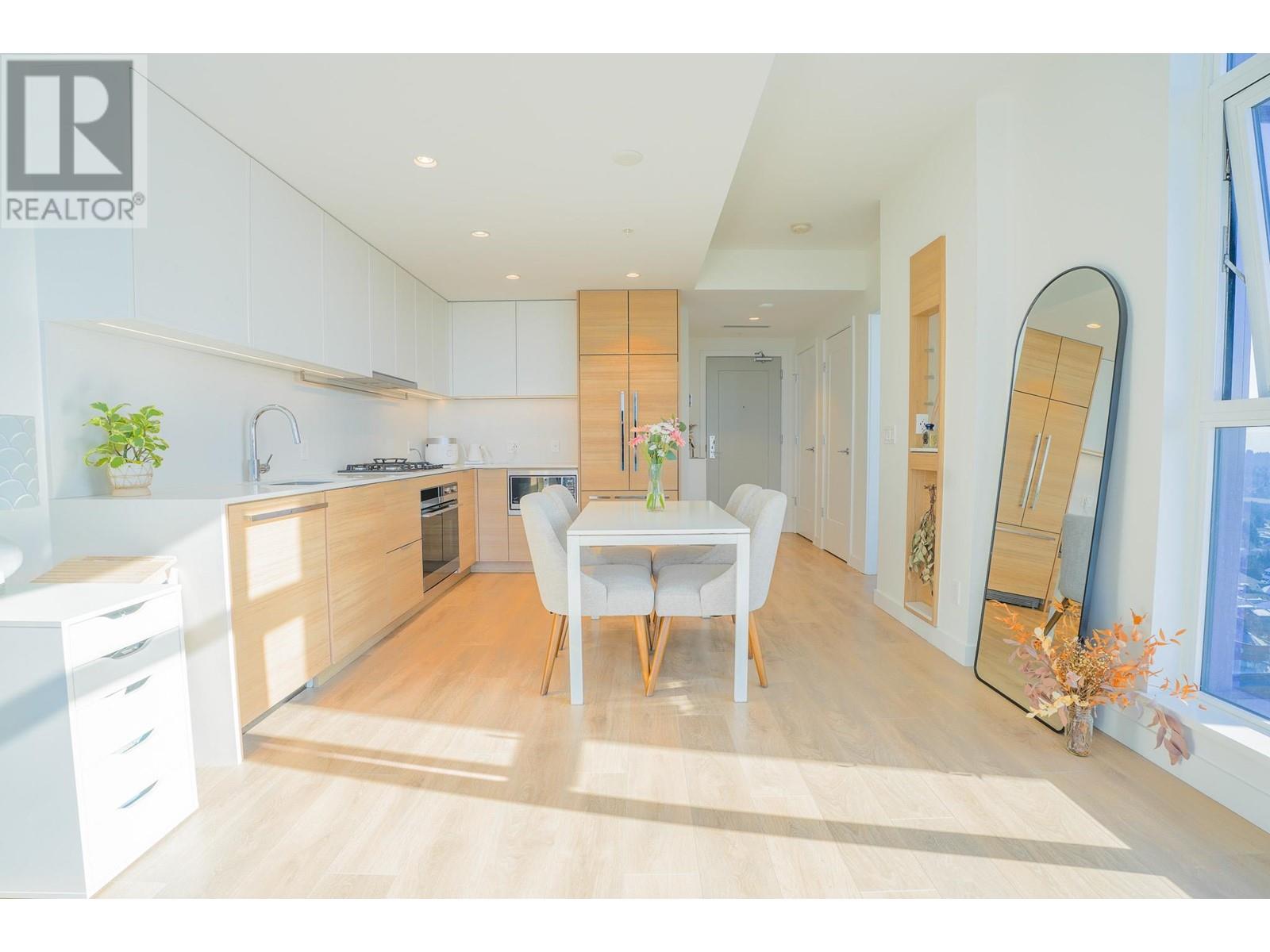 1506 1045 Austin Avenue Property Photo 2