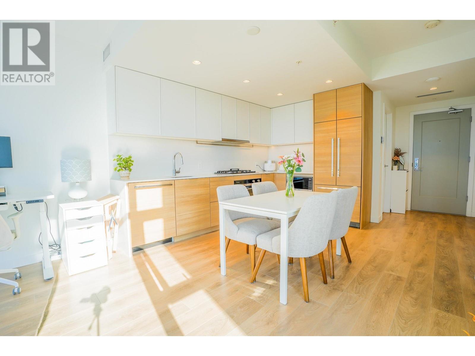 1506 1045 Austin Avenue Property Photo 3