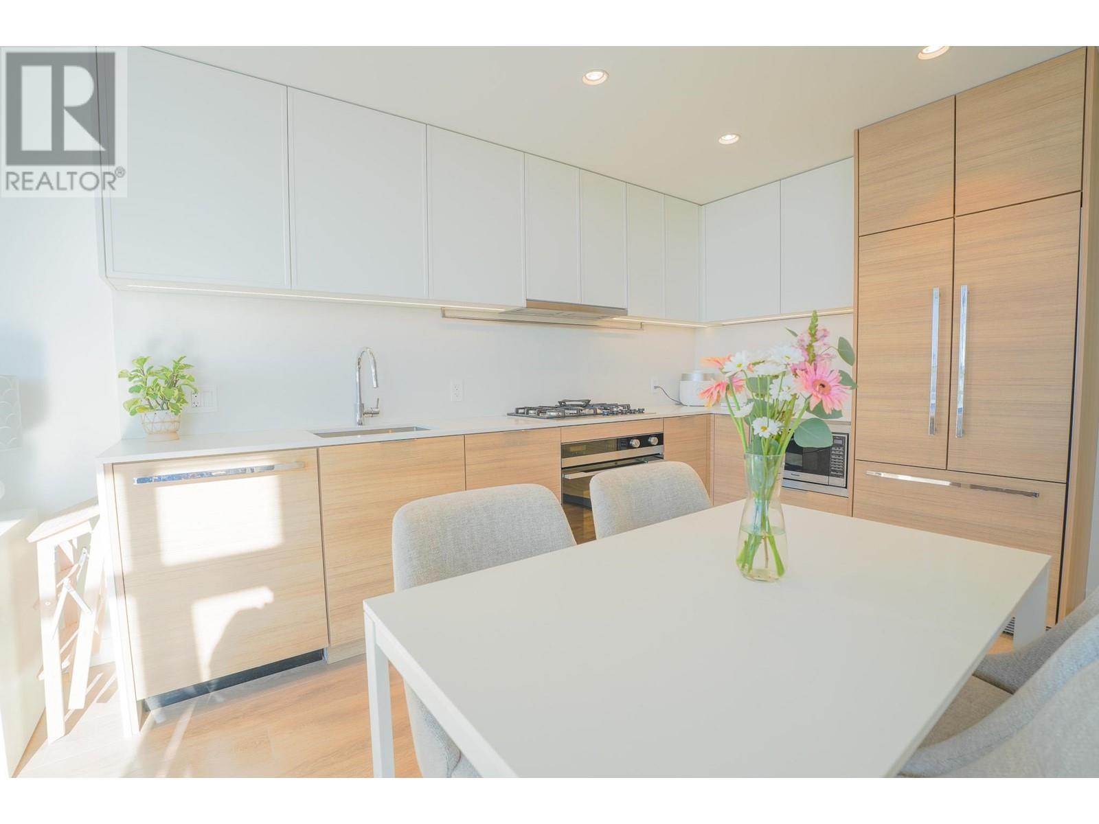 1506 1045 Austin Avenue Property Photo 5