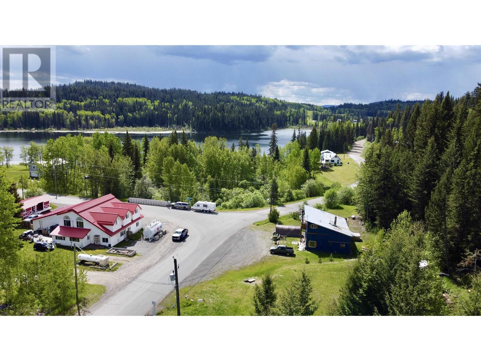 7554 Bridge Lake Business Rte Property Photo