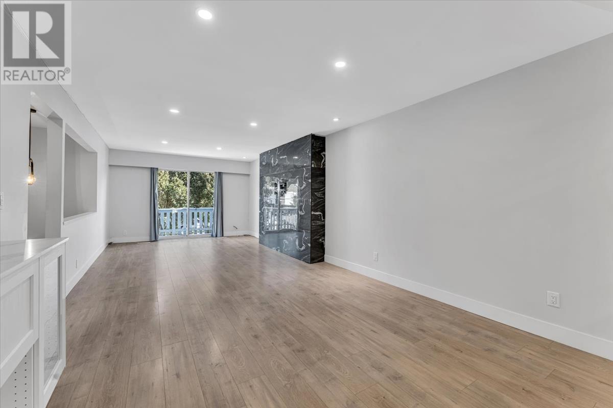 3523 Carlisle Street Property Photo 9