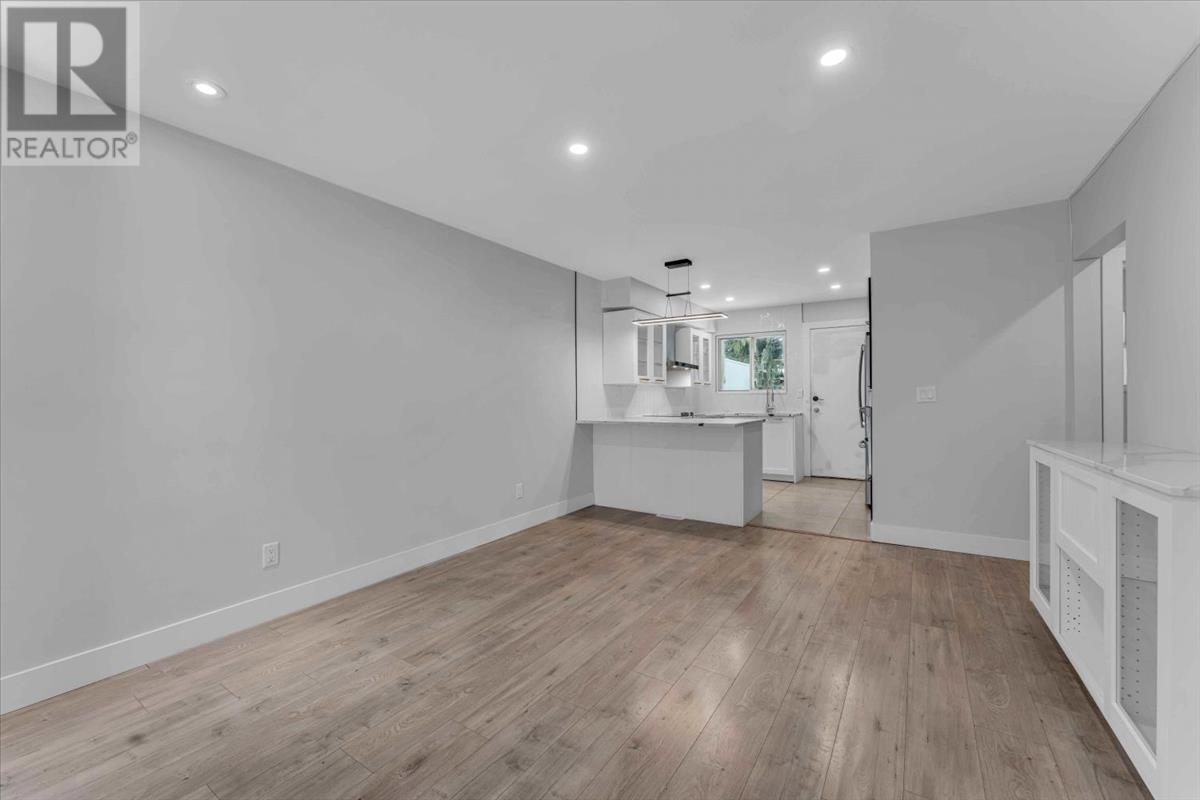 3523 Carlisle Street Property Photo 10