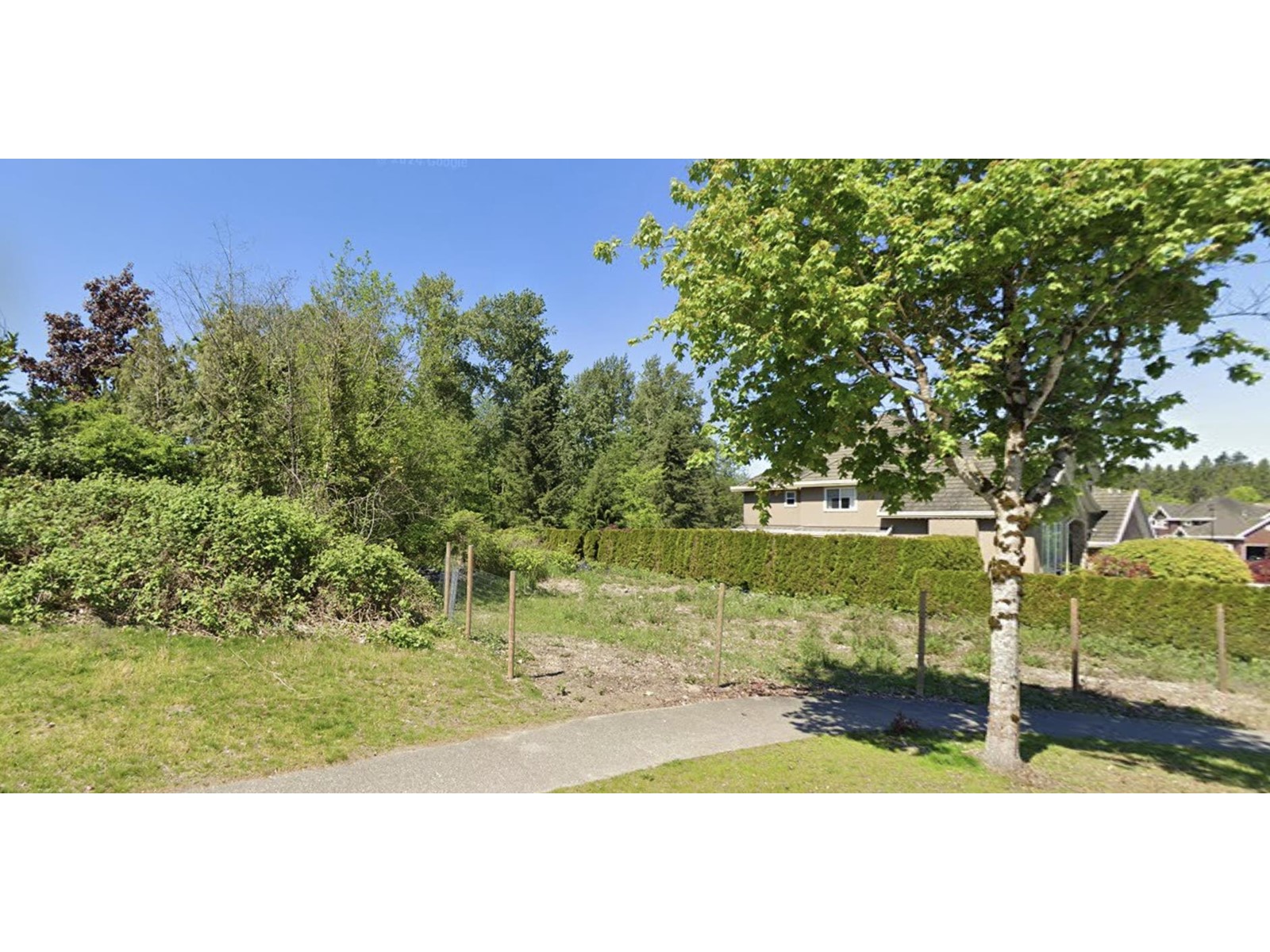11221 162 Street Property Photo 1