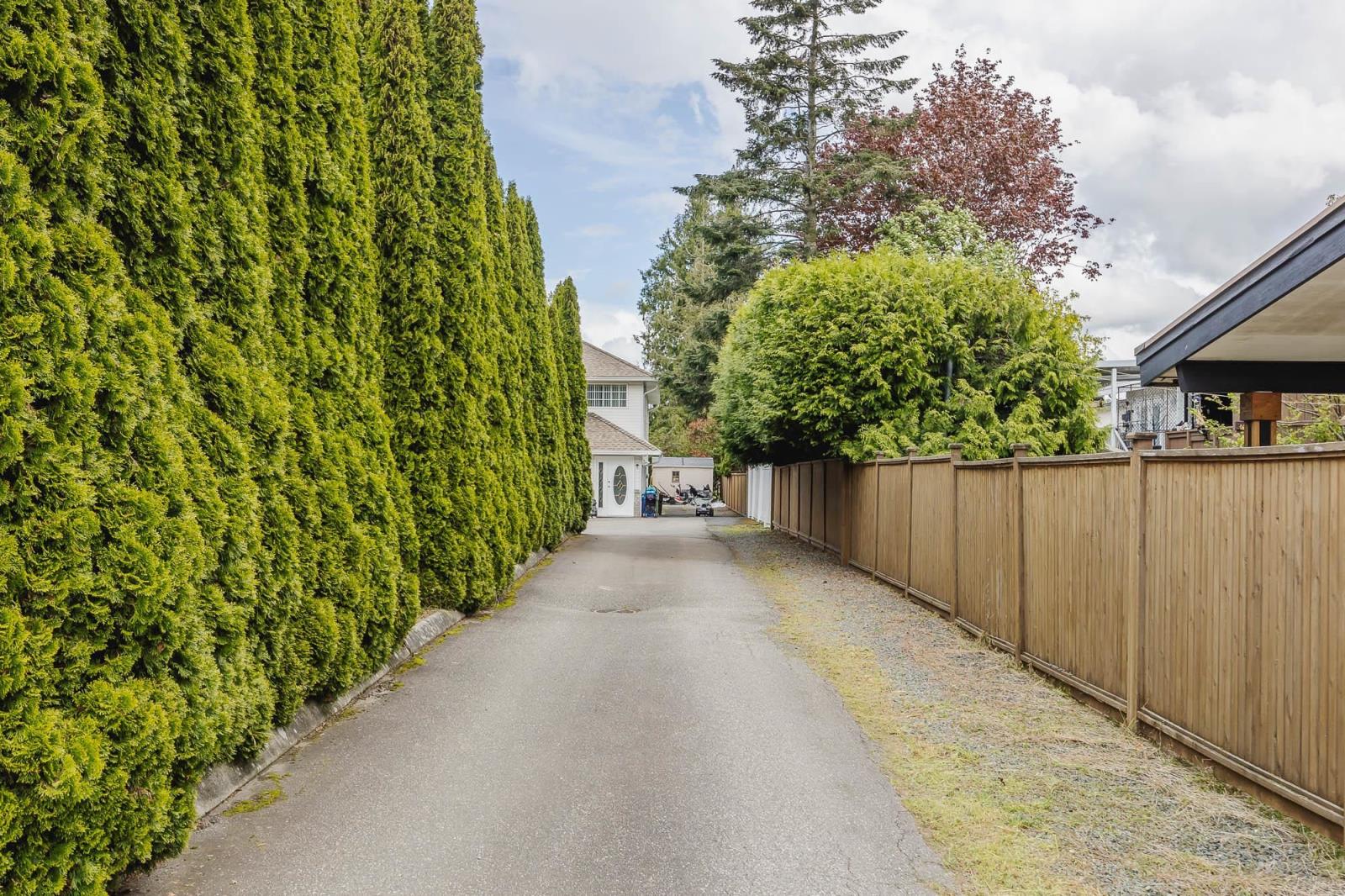 1 & 2 45821 Thomas Road, Vedder Crossing Property Photo 3
