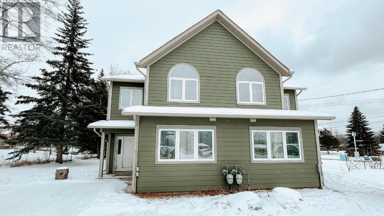 10604-10606 Monteith Street Property Photo 1