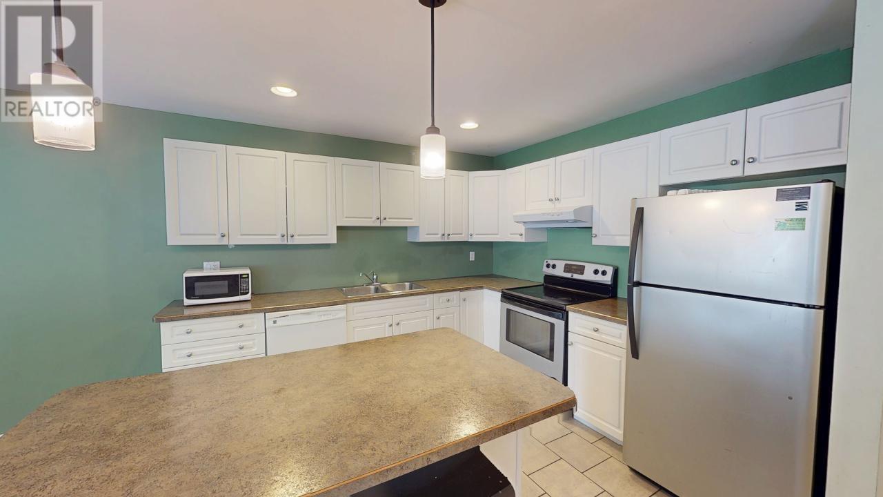 10604-10606 Monteith Street Property Photo 11