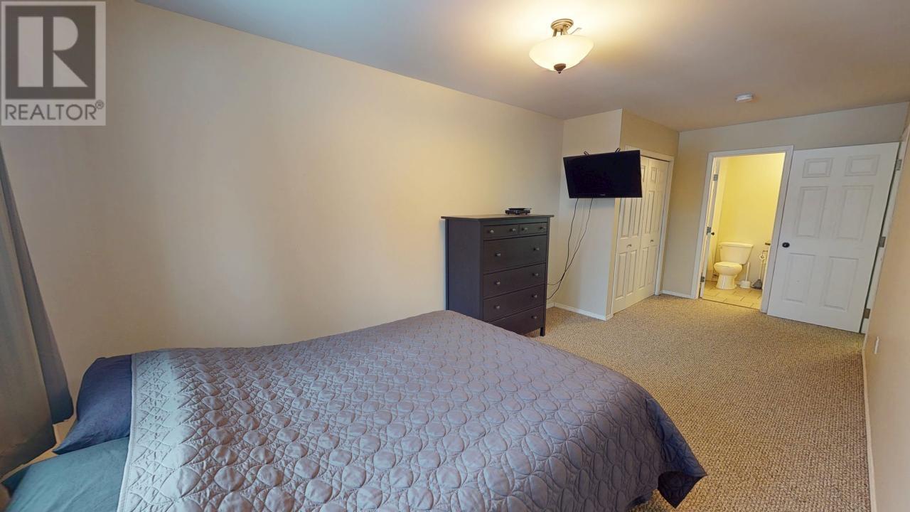 10604-10606 Monteith Street Property Photo 25
