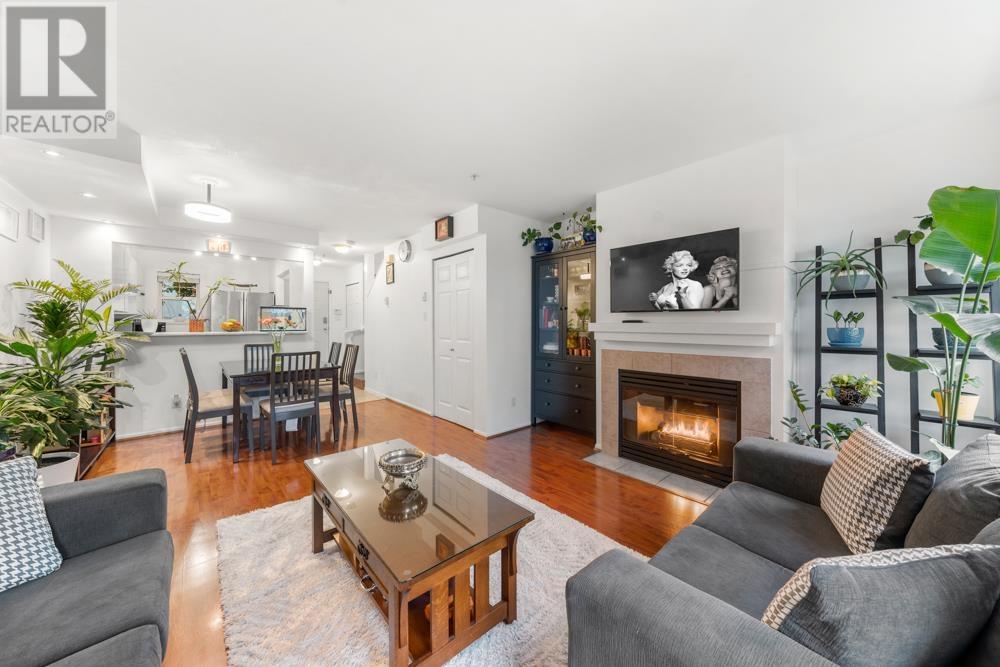 18 123 Seventh Street Property Photo 2