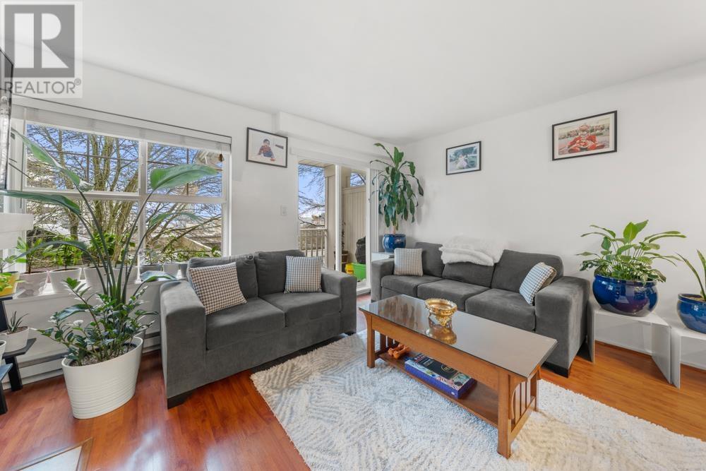 18 123 Seventh Street Property Photo 3