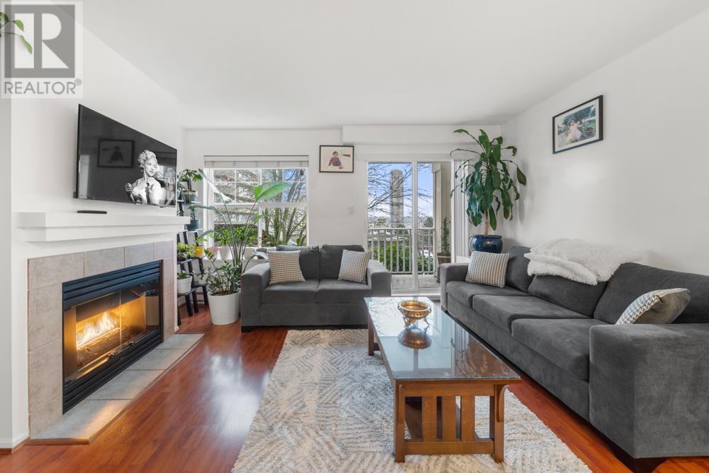 18 123 Seventh Street Property Photo 4