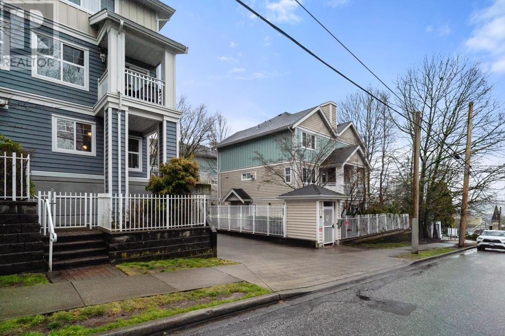 18 123 Seventh Street Property Photo 39
