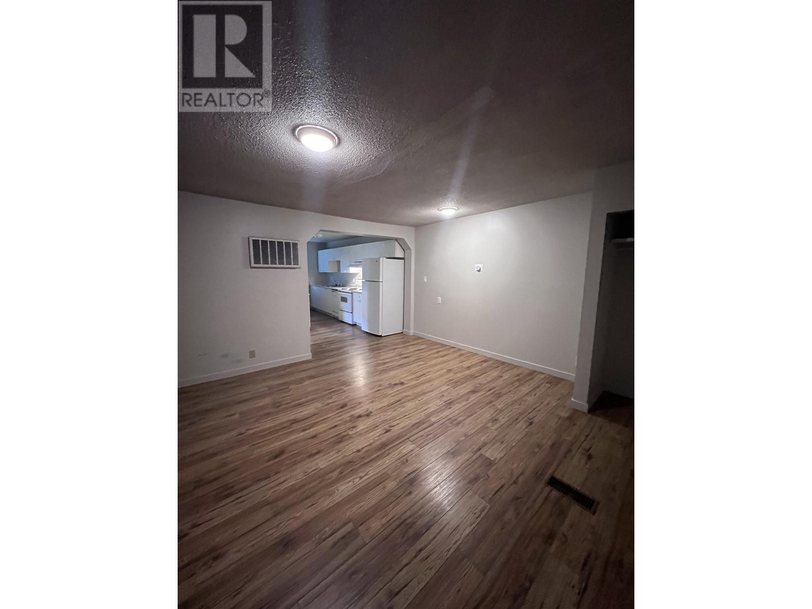 4908 Mcleod Road Property Photo 3