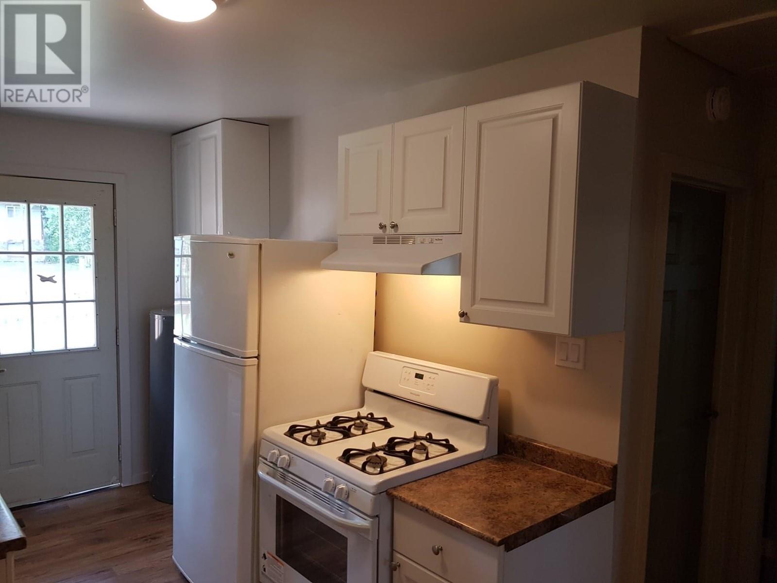 4908 Mcleod Road Property Photo 8