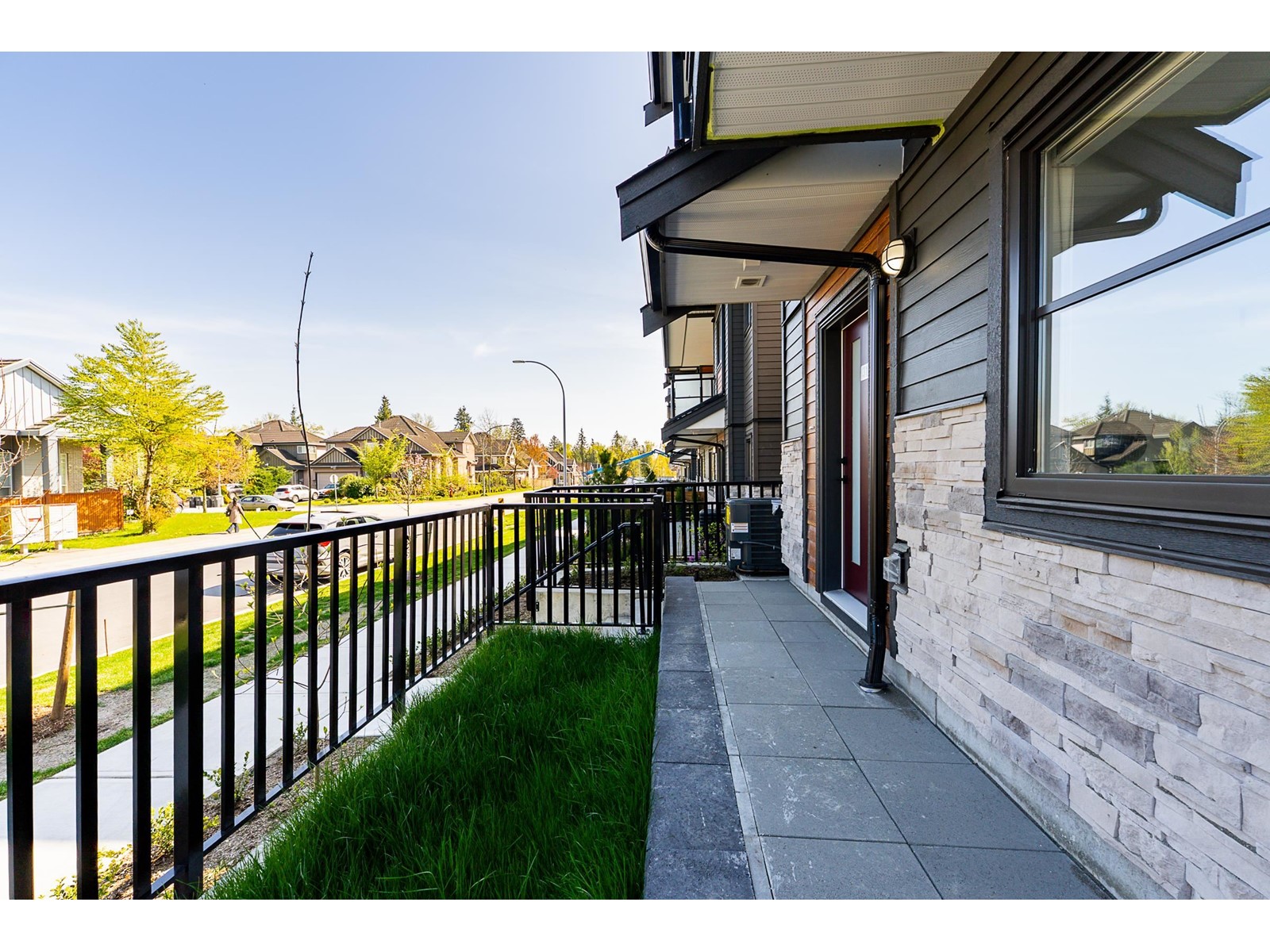 31 7895 162 Street Property Photo 2