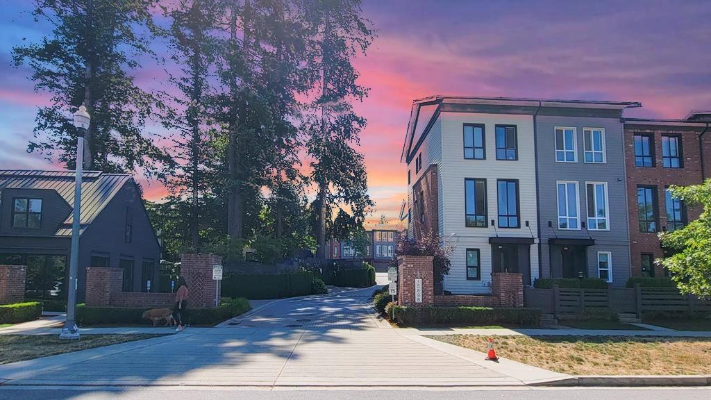 58 15898 27 AVENUE Property Photo 1