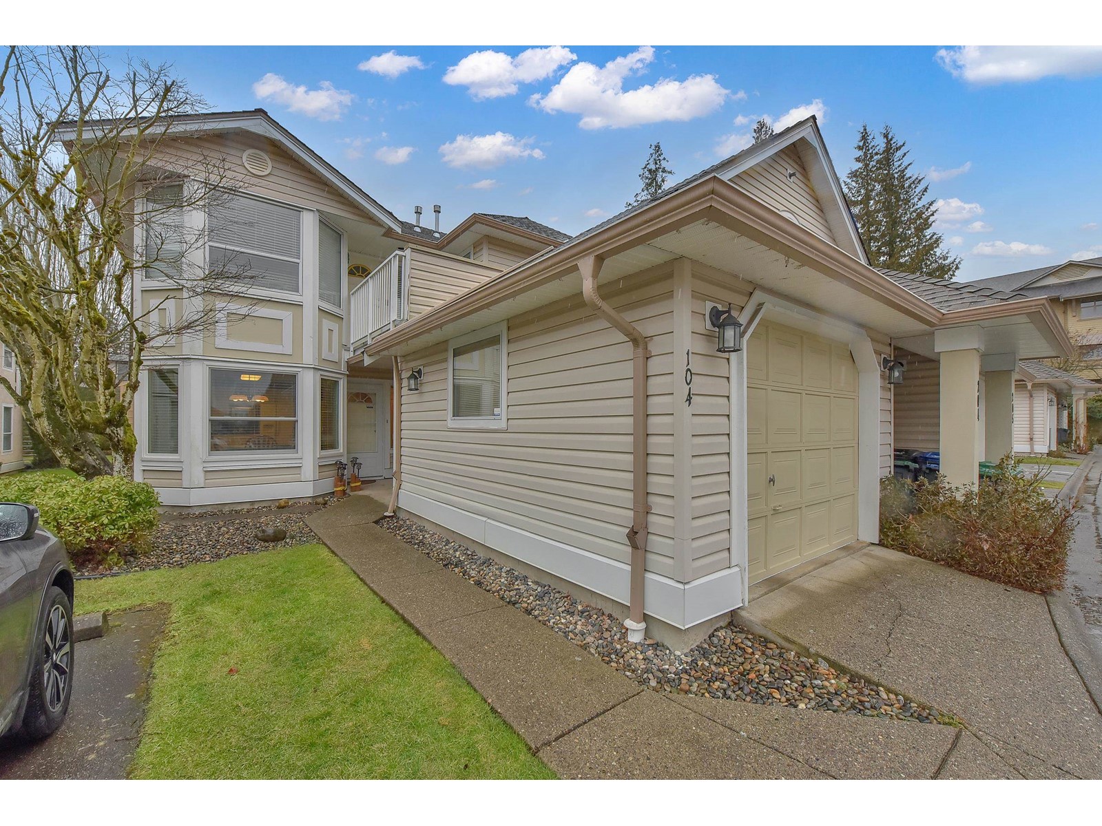 104 16031 82 Avenue Property Photo 1