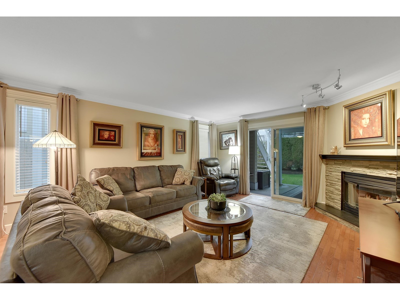 104 16031 82 Avenue Property Photo 16