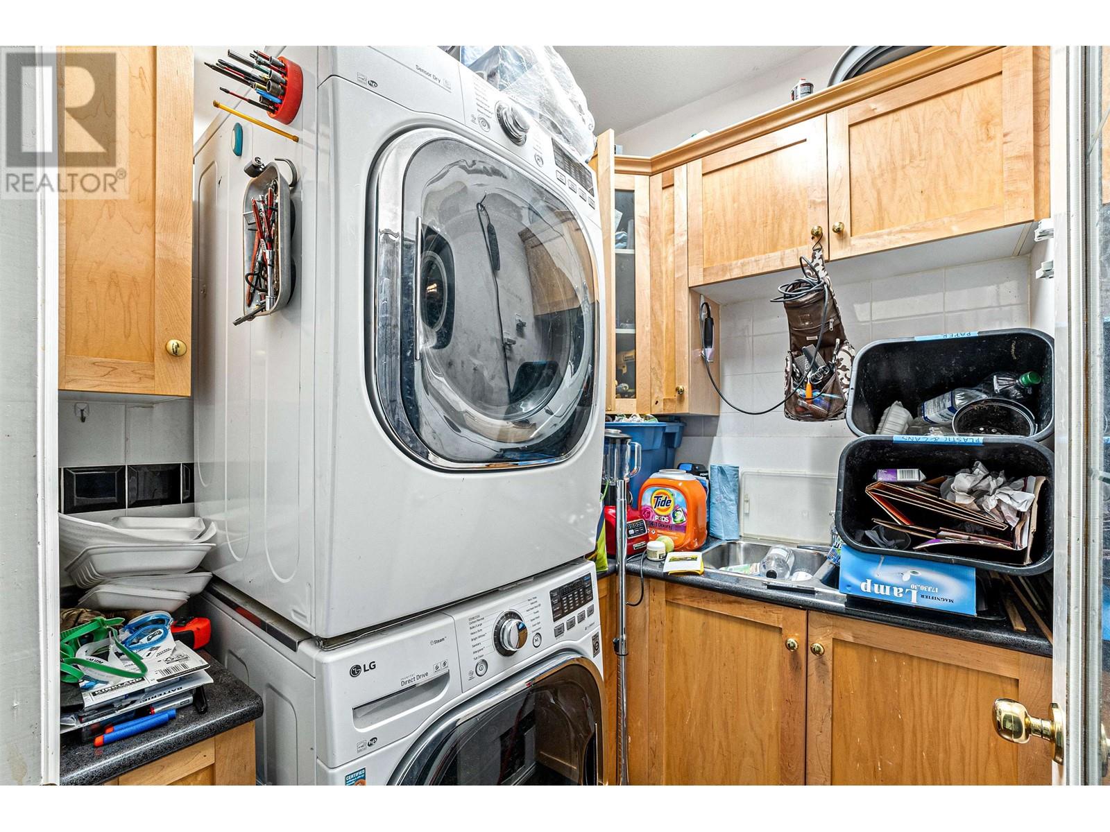 6693 Canada Way Property Photo 12