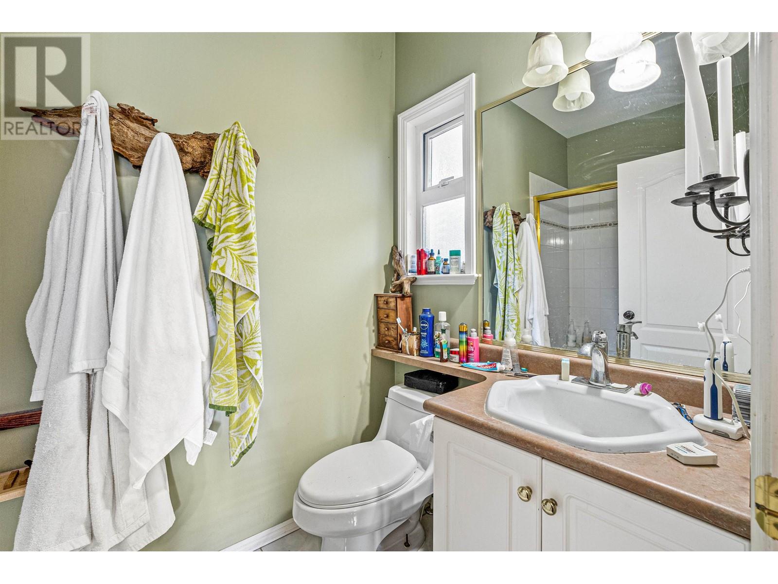 6693 Canada Way Property Photo 19
