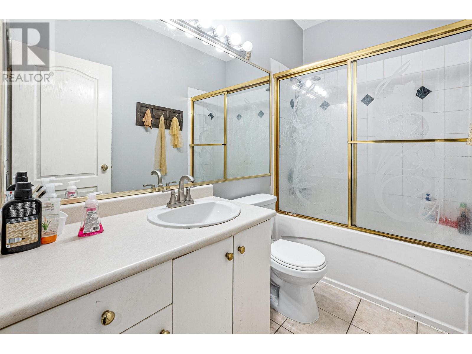 6693 Canada Way Property Photo 28