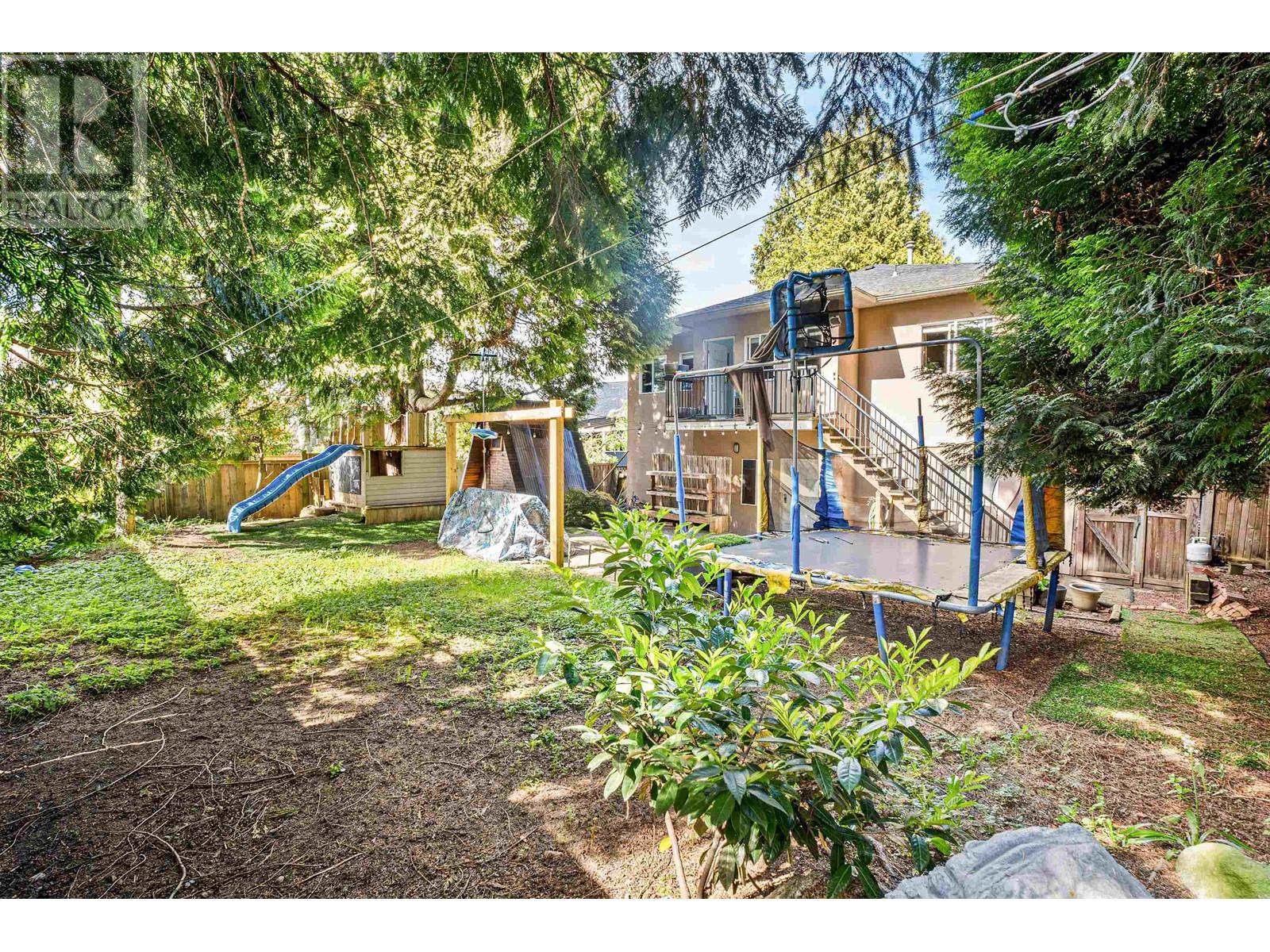 6693 Canada Way Property Photo 32