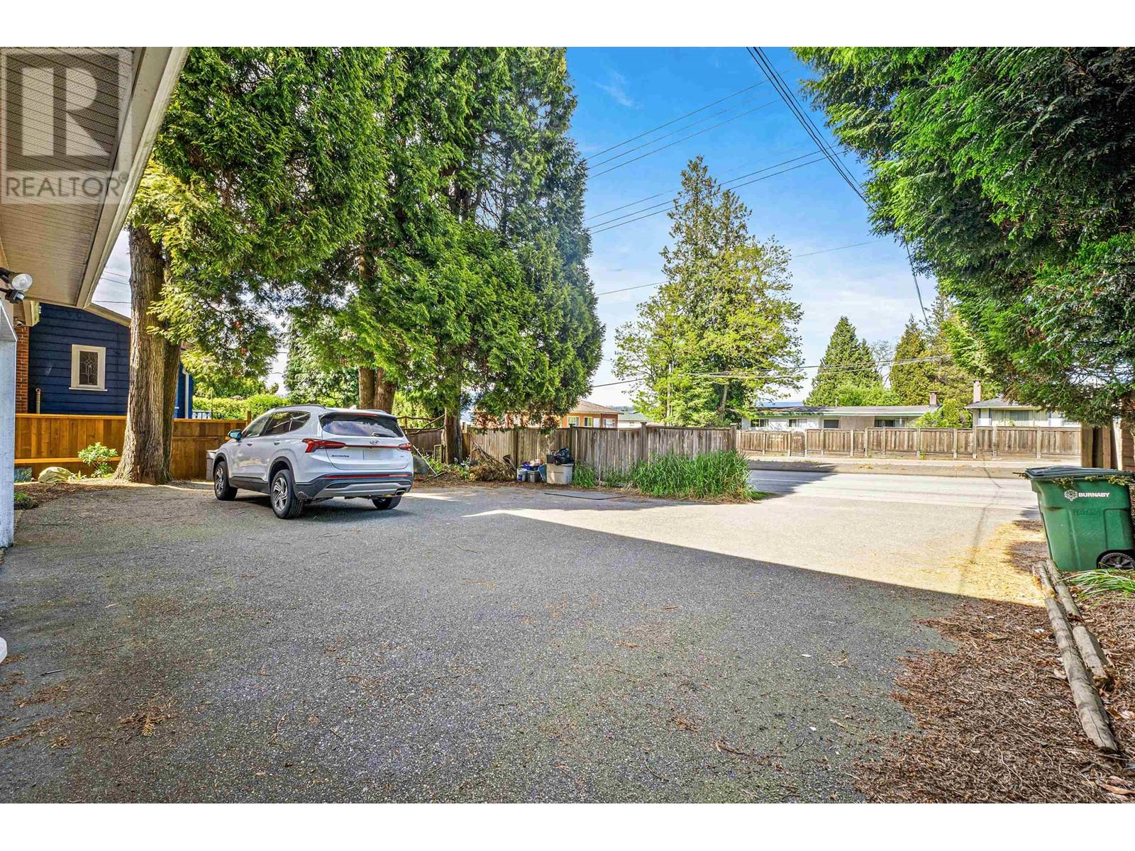 6693 Canada Way Property Photo 35