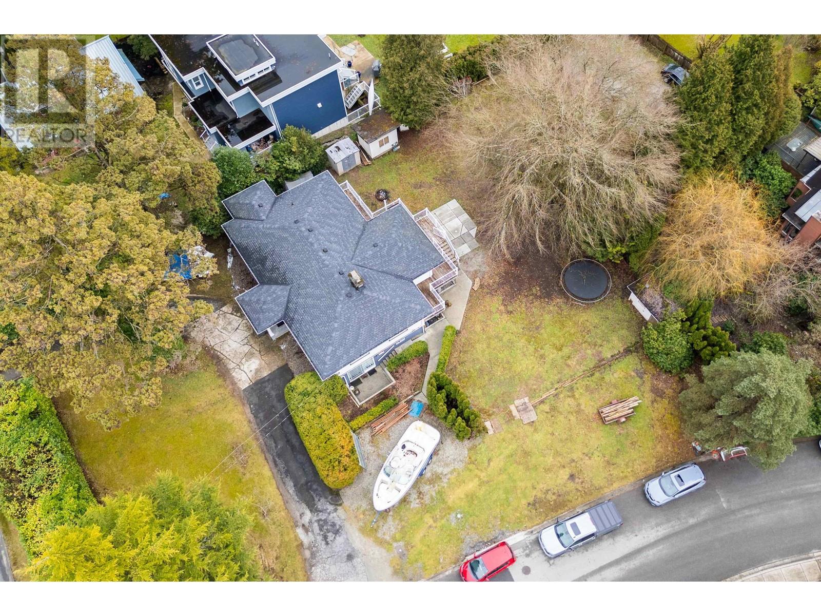 21290 River Road Property Photo 10
