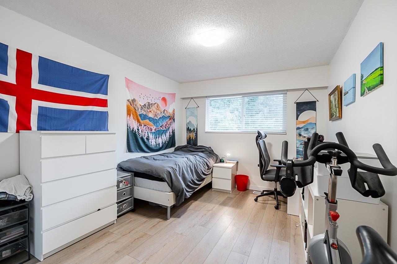 4865 203 Street Property Photo 6
