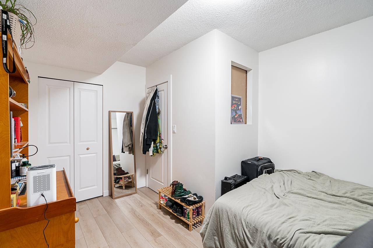4865 203 Street Property Photo 27