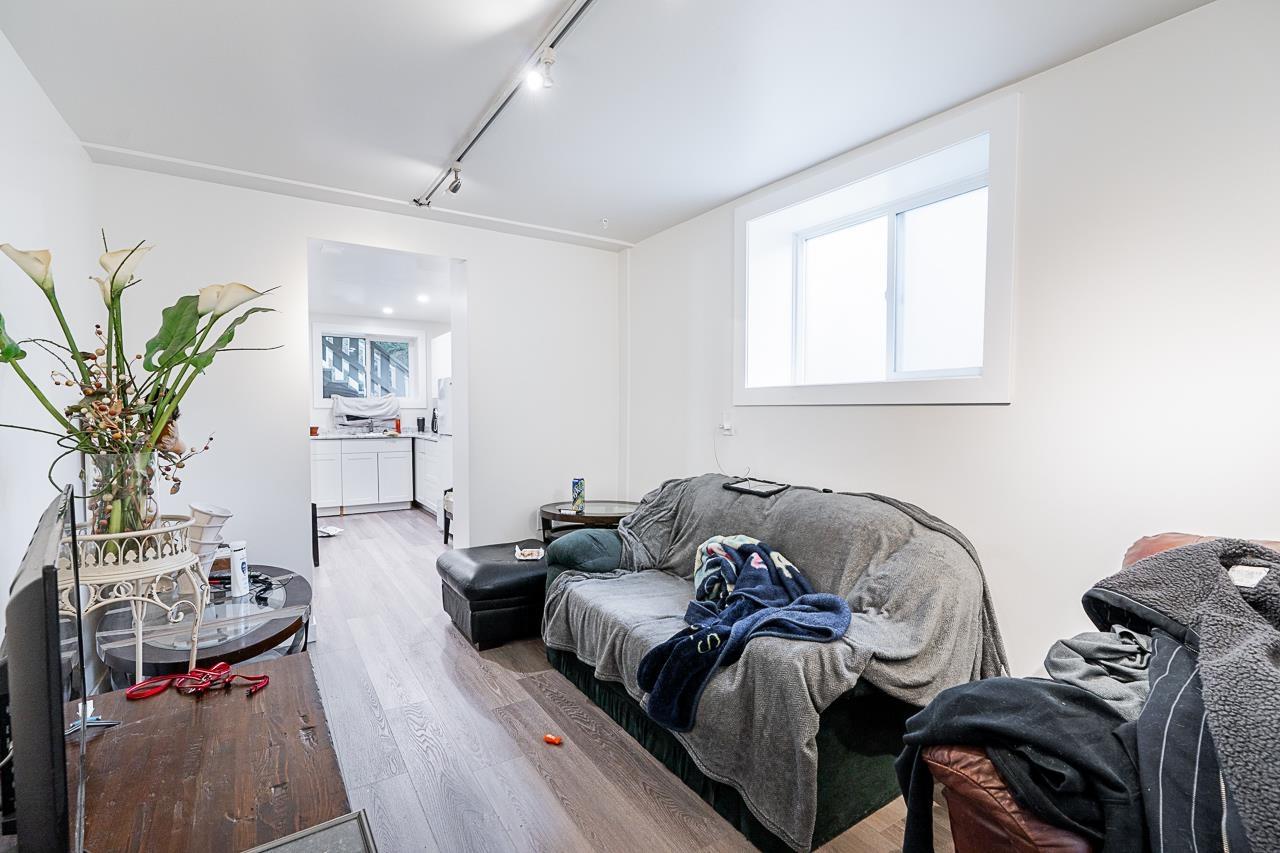 4865 203 Street Property Photo 28