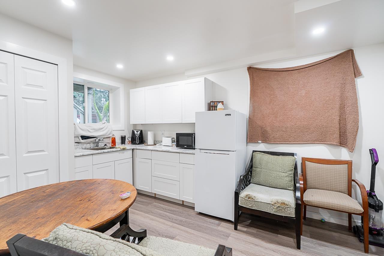 4865 203 Street Property Photo 29