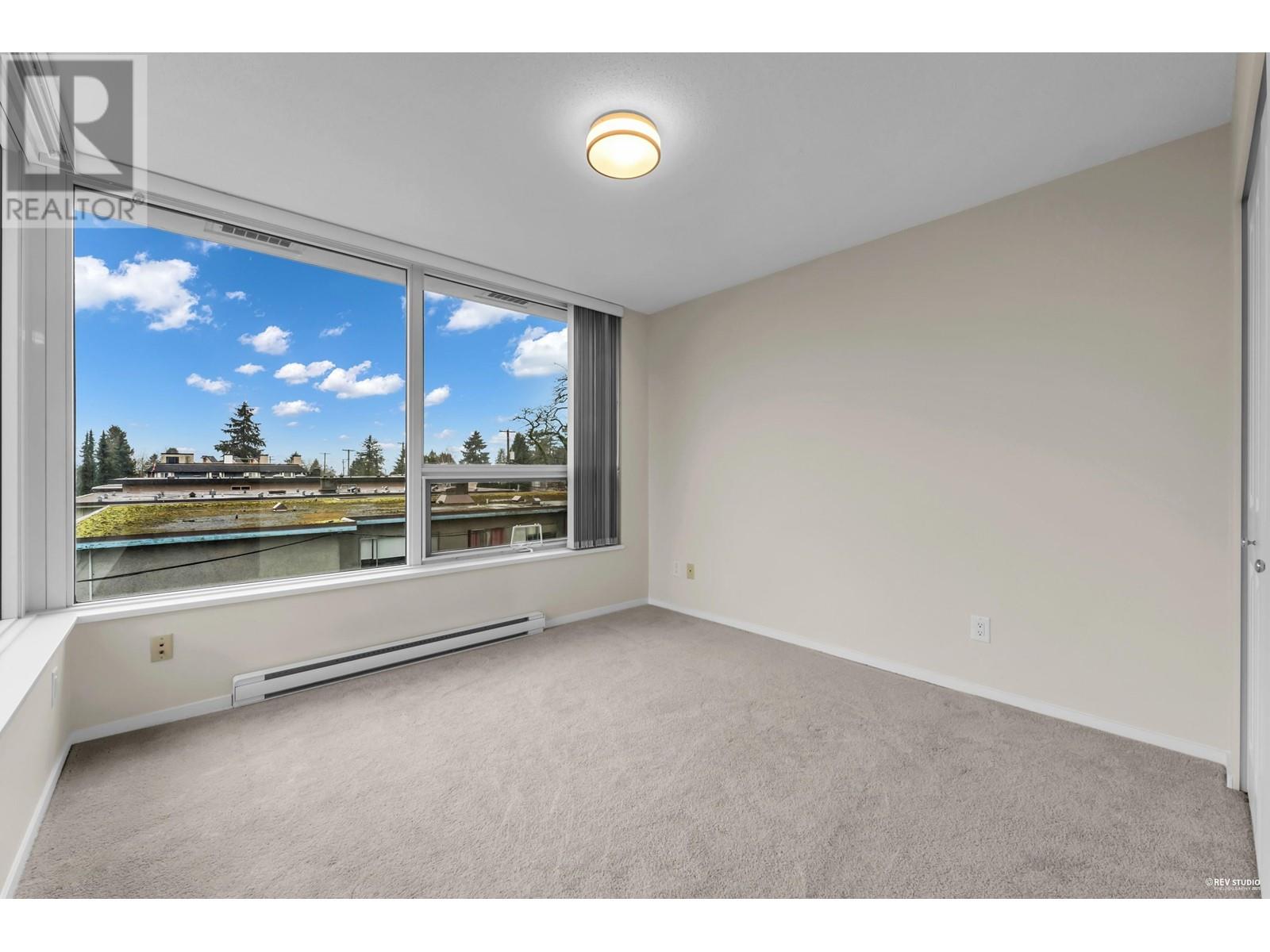302 6658 Dow Avenue Property Photo 13
