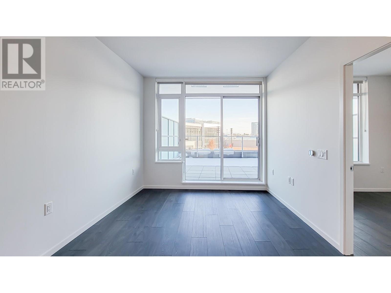 215 6788 Minoru Boulevard Property Photo 2