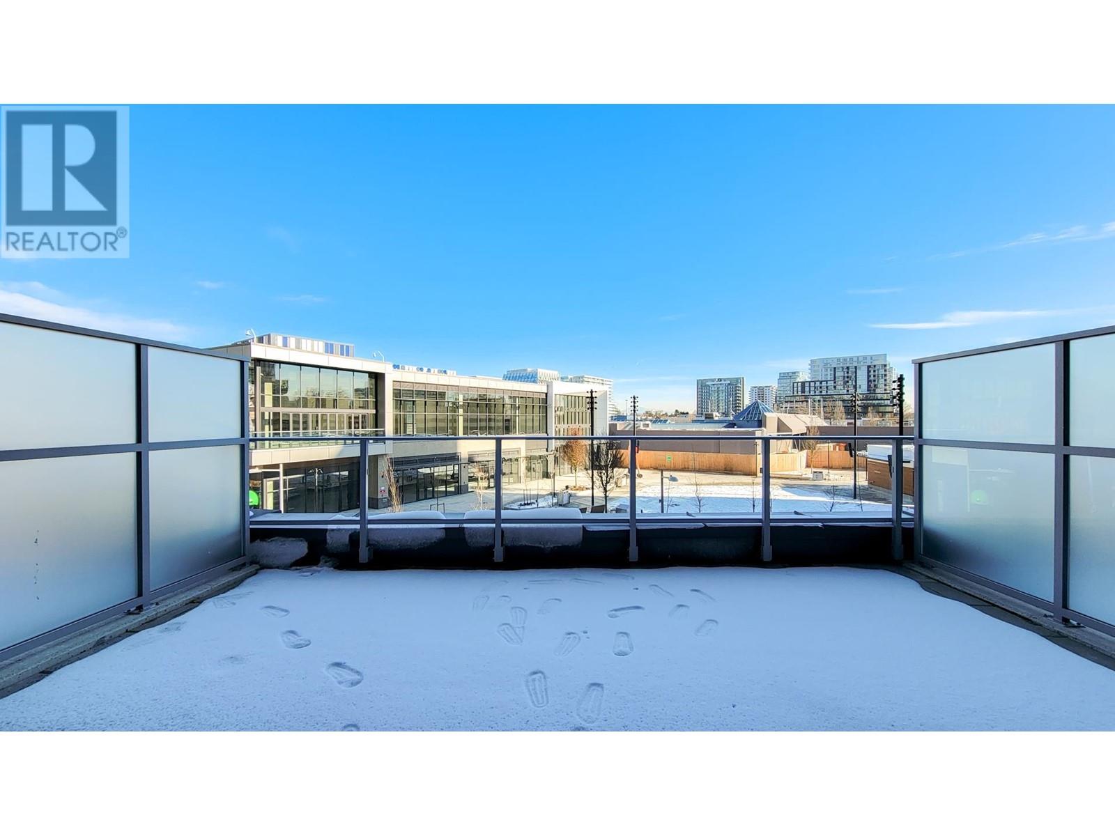 215 6788 Minoru Boulevard Property Photo 14