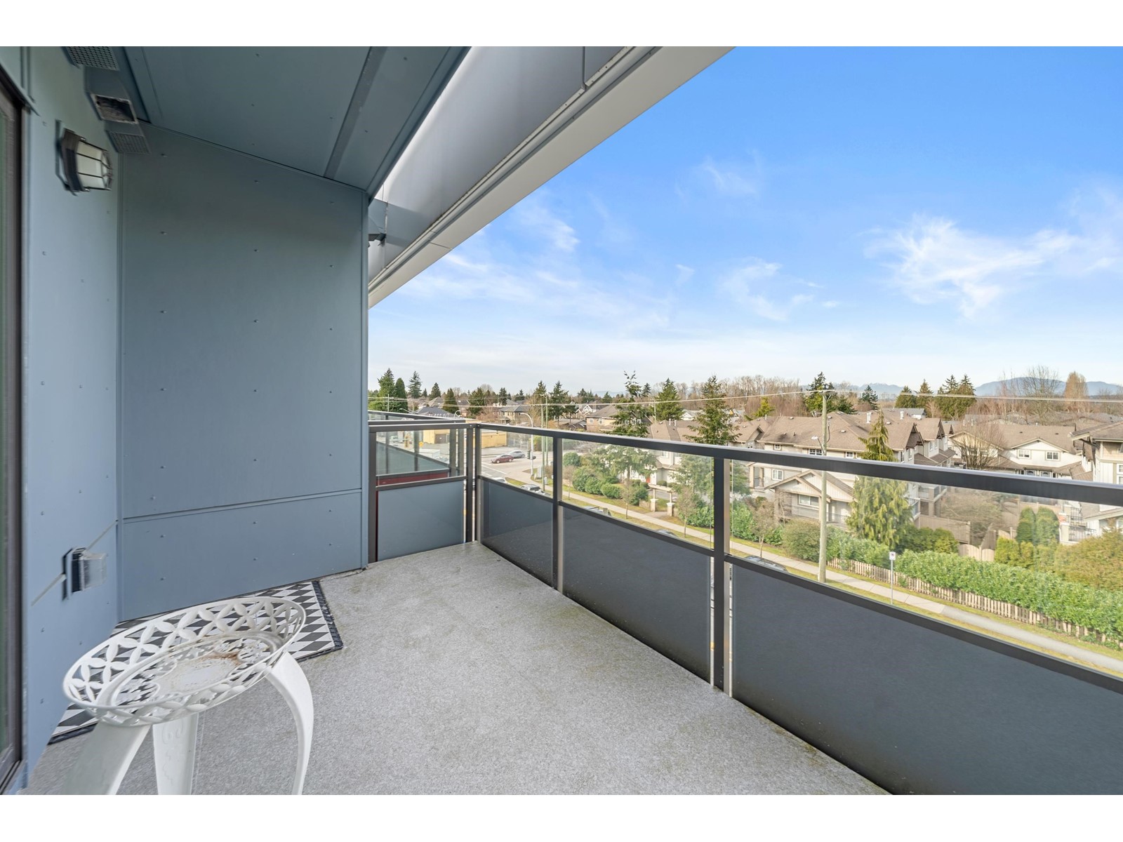 B414 14438 72 Avenue Property Photo 20