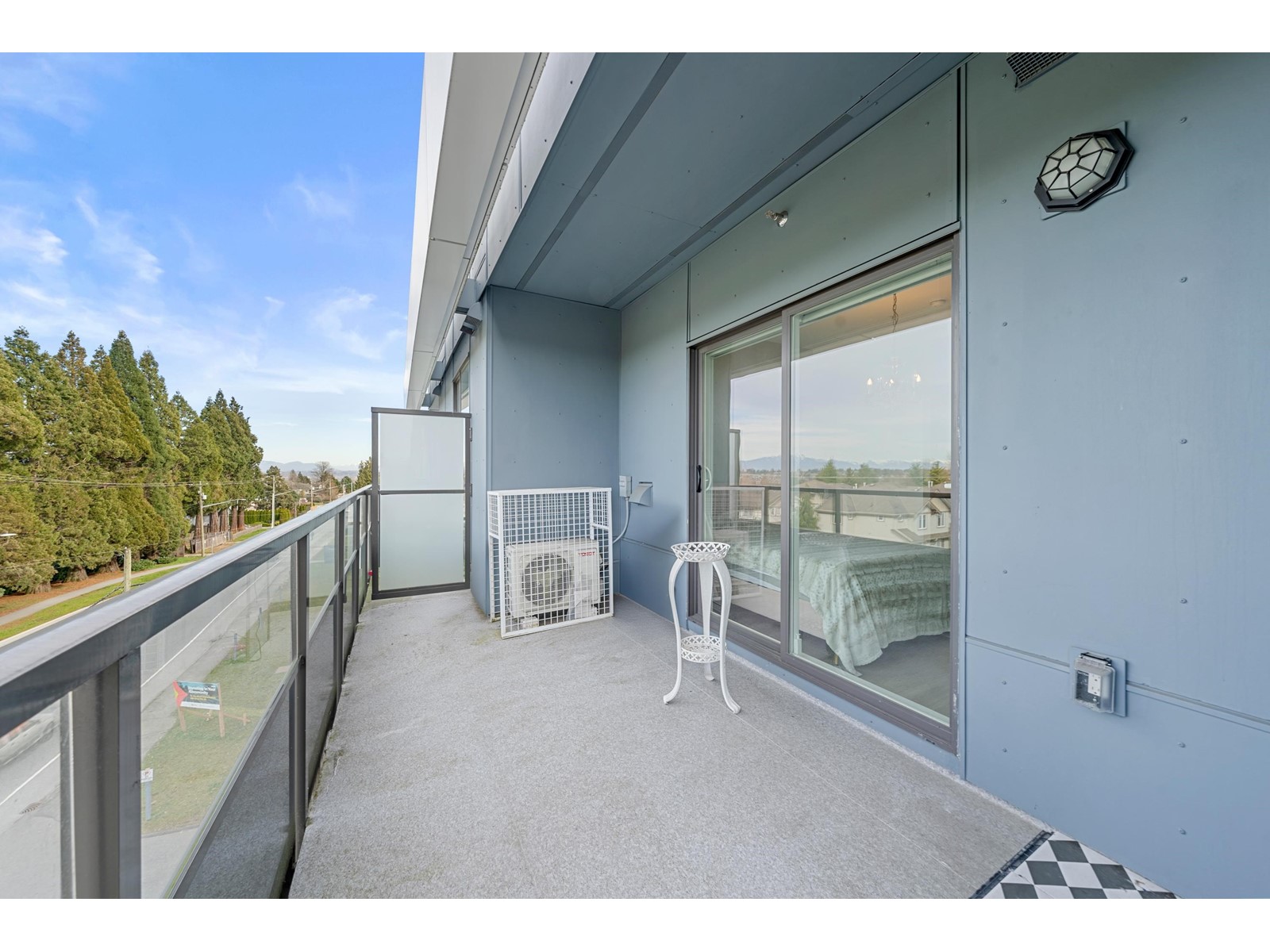 B414 14438 72 Avenue Property Photo 22
