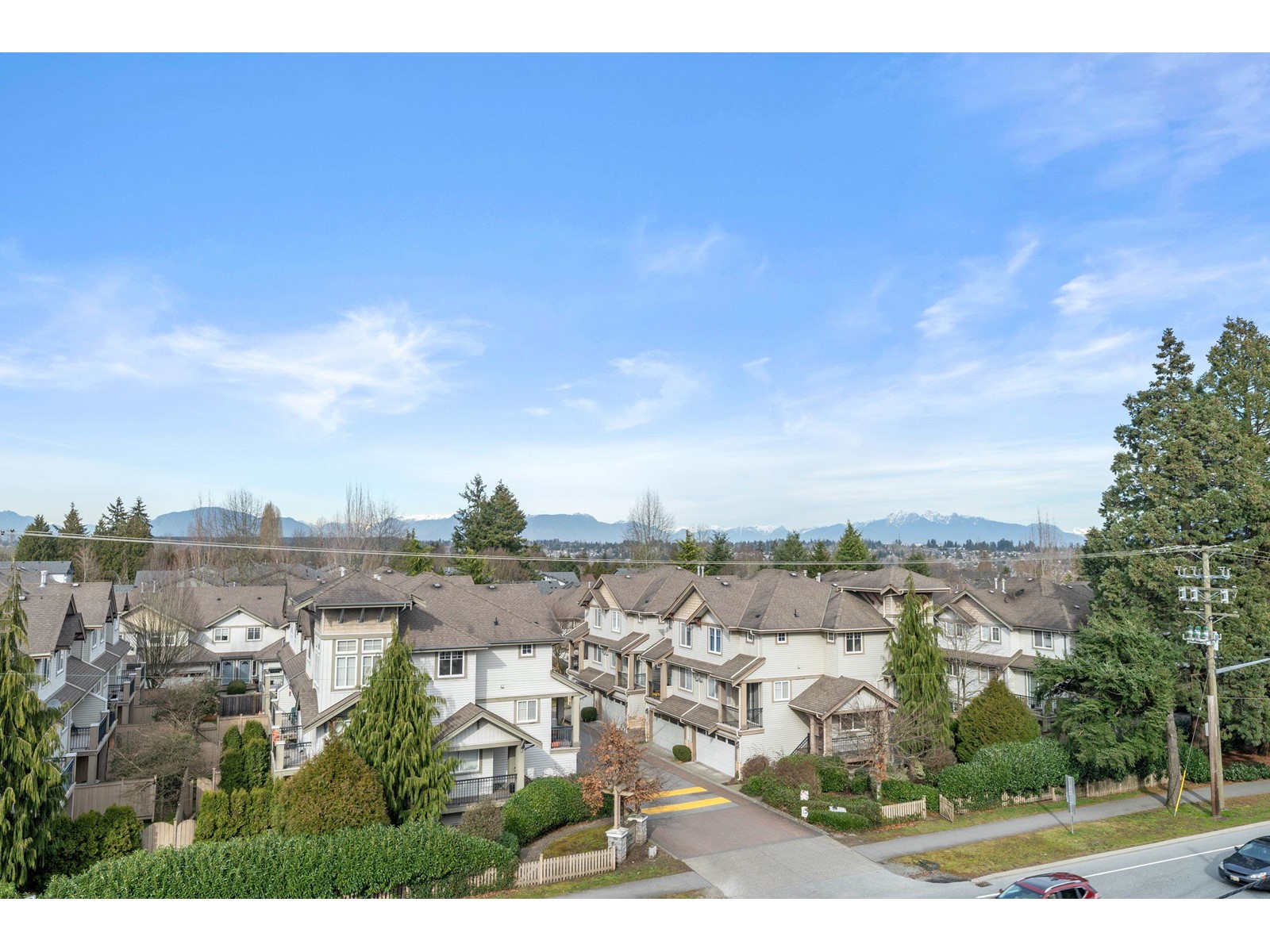 B414 14438 72 Avenue Property Photo 23