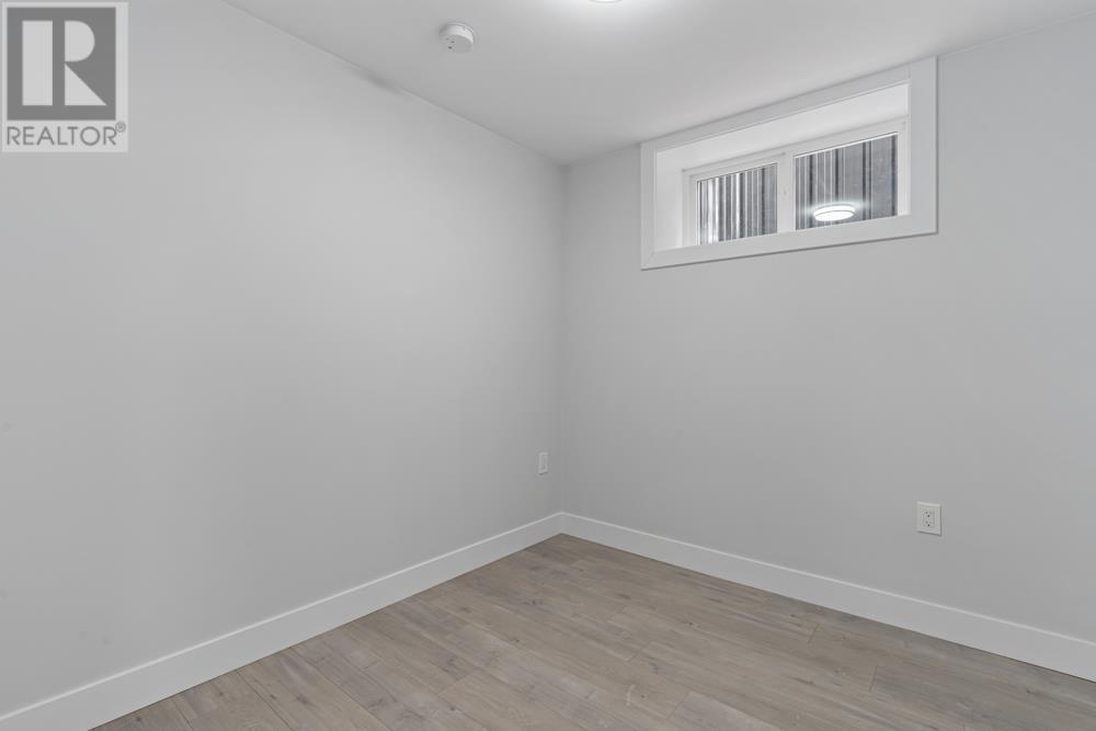 6749 Knight Street Property Photo 15