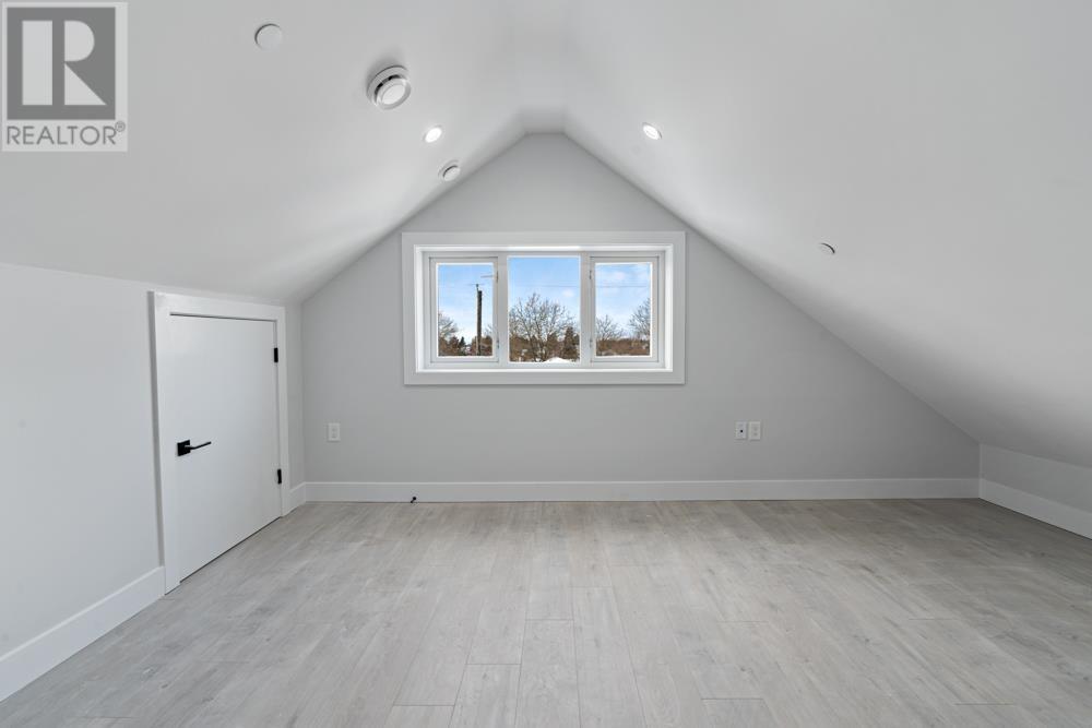 6749 Knight Street Property Photo 20