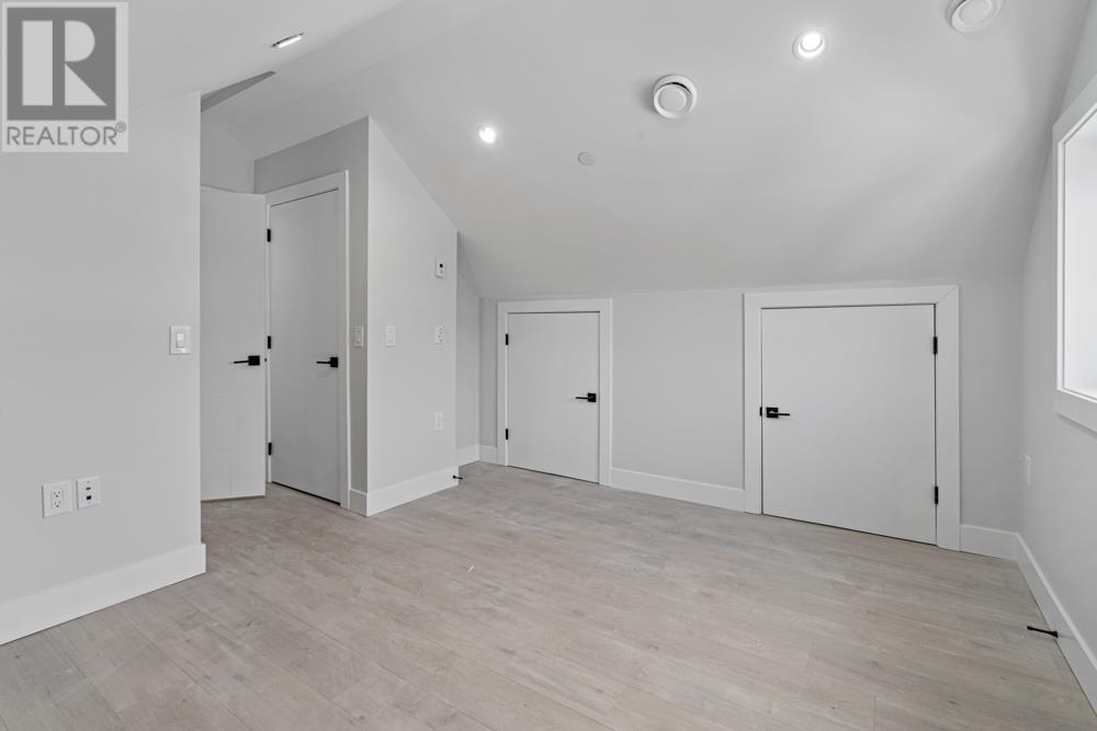 6749 Knight Street Property Photo 22