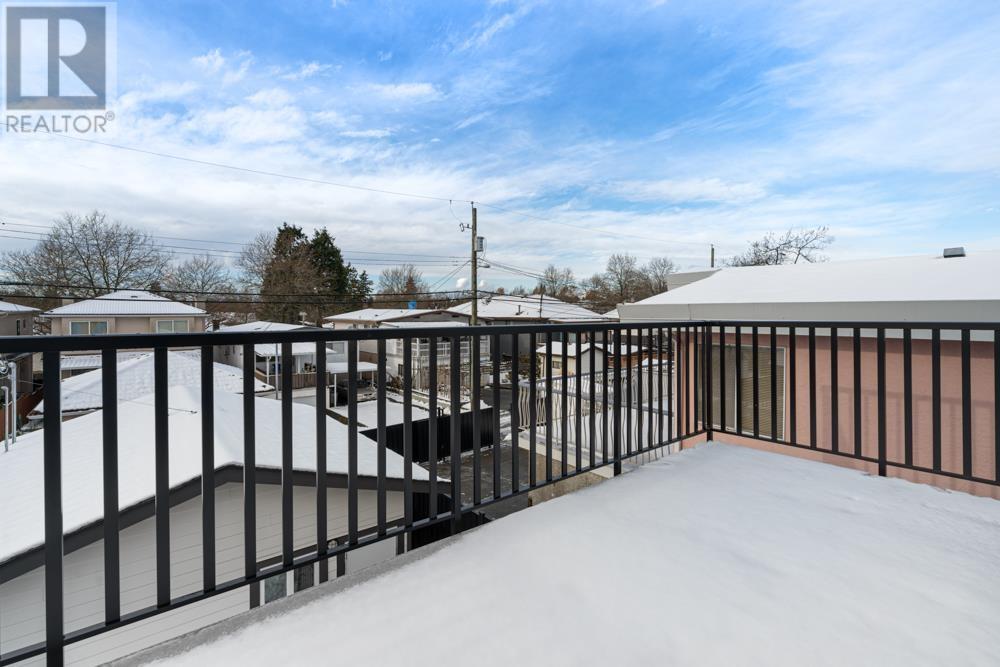 6749 Knight Street Property Photo 35
