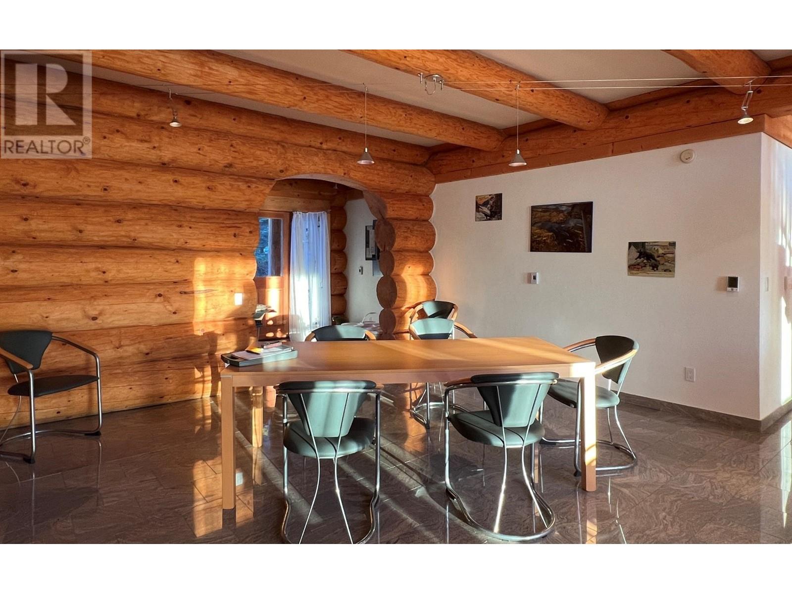 6326 Leamont Place Property Photo 7