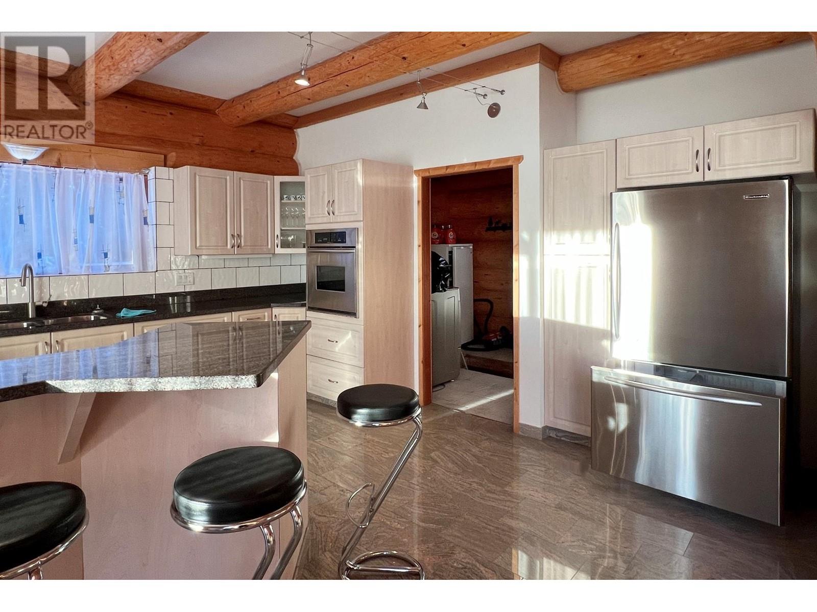 6326 Leamont Place Property Photo 10