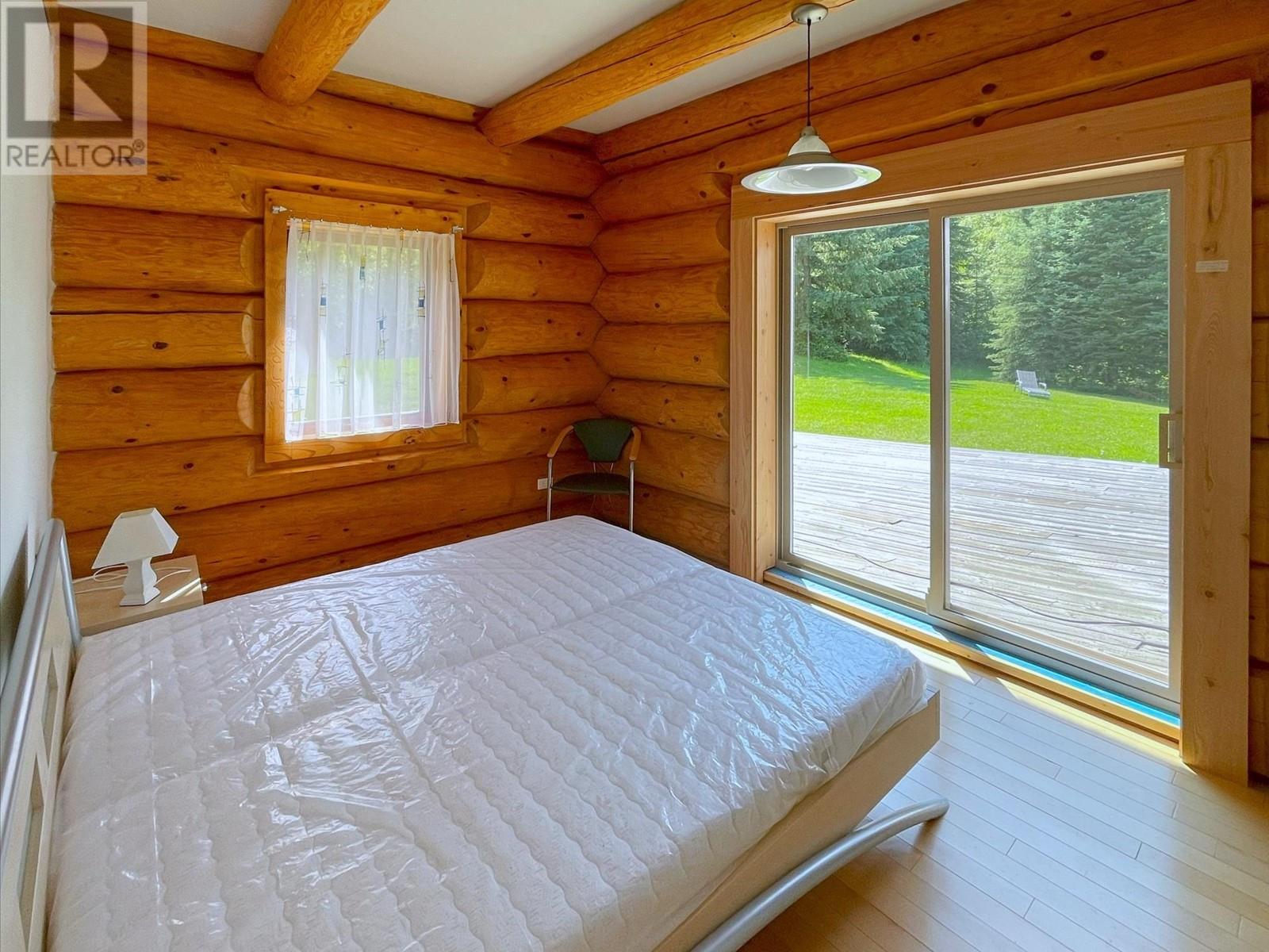 6326 Leamont Place Property Photo 16
